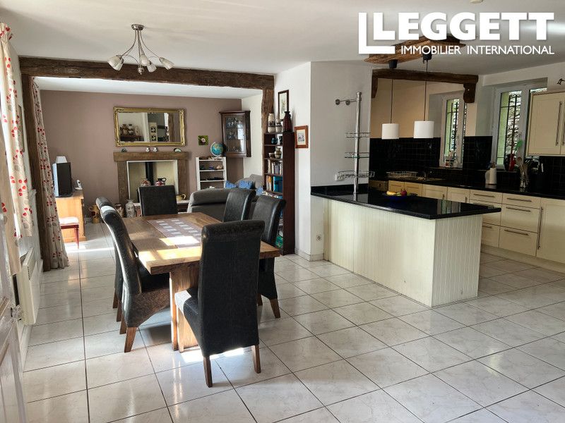 Property photo 3 of 10