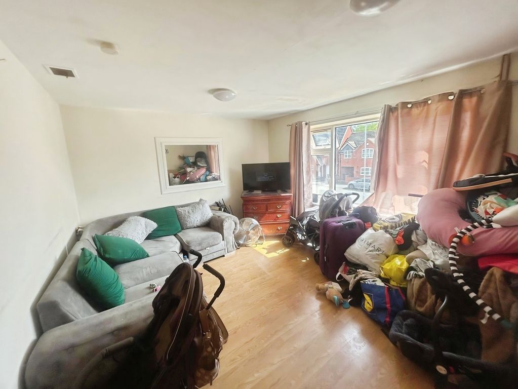 Property photo 2 of 6 Pbox-Img.Jpg