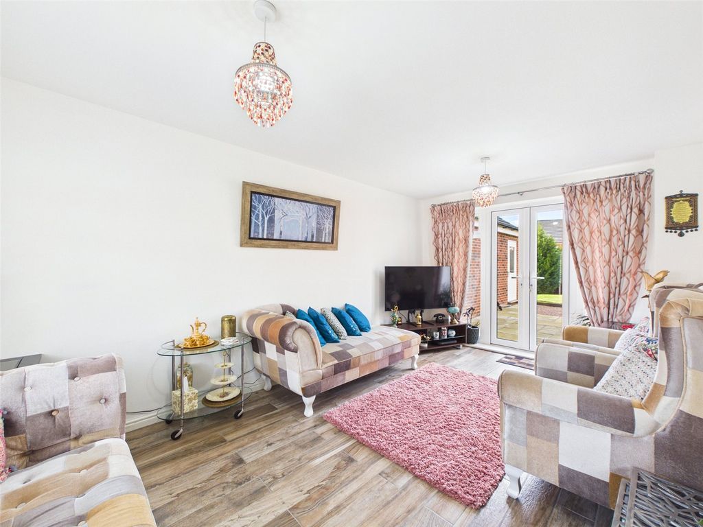 Property photo 2 of 21 Picture No. 26