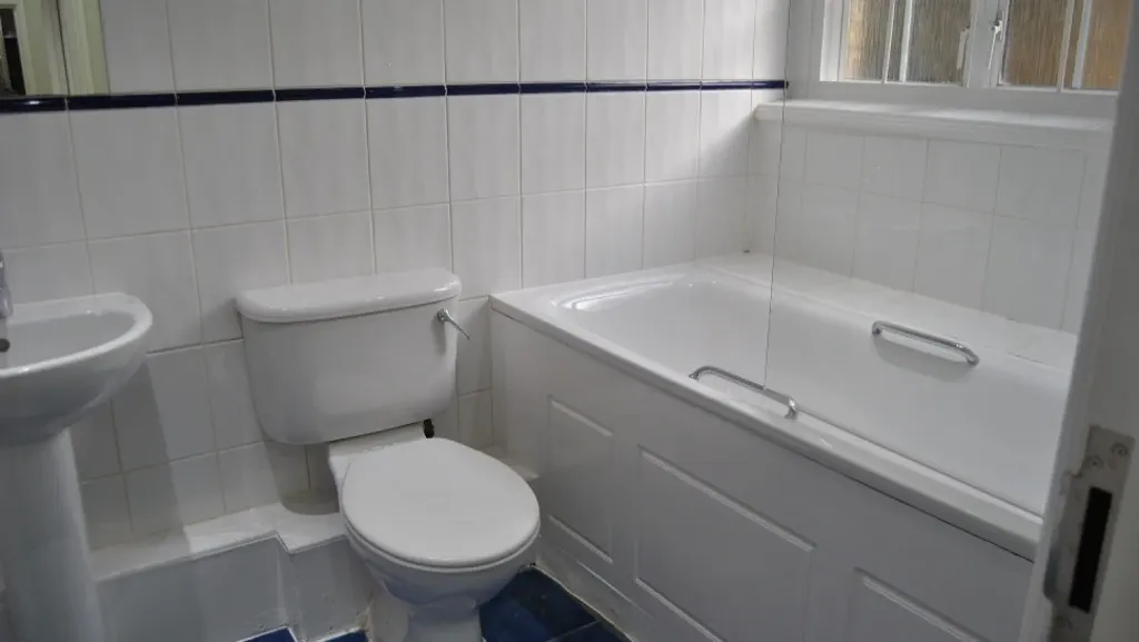 Property photo 3 of 4 Image 3