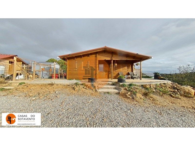 Property photo 3 of 25