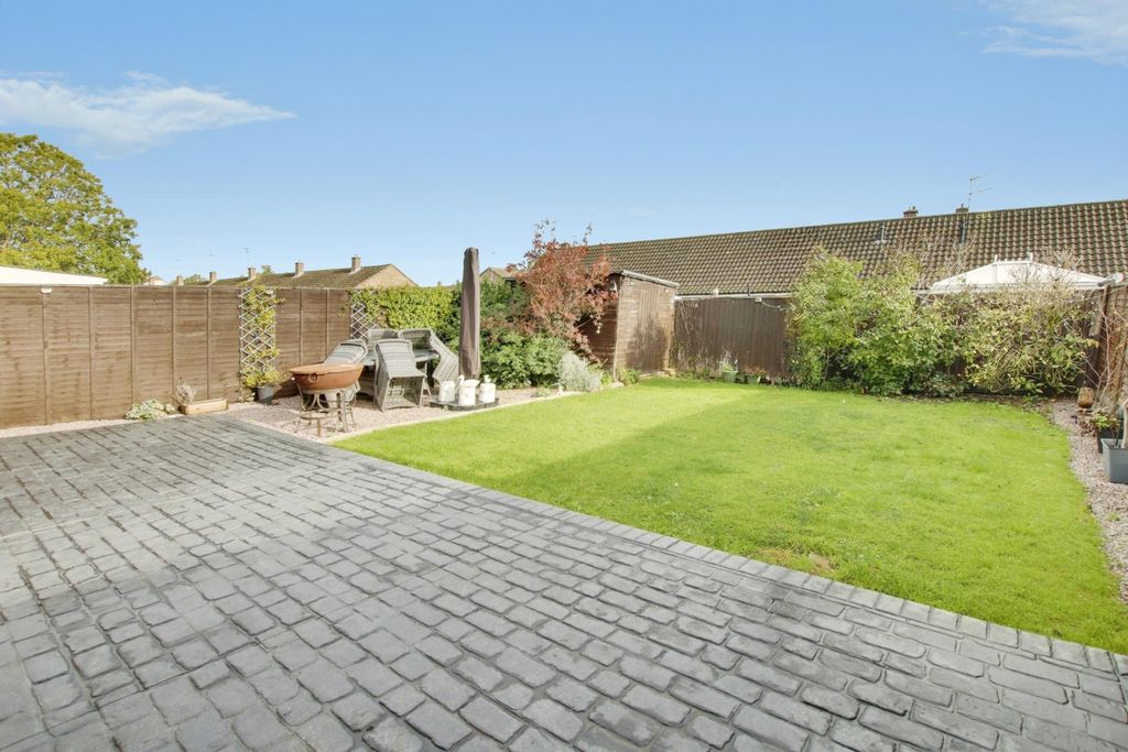 Property photo 2 of 19