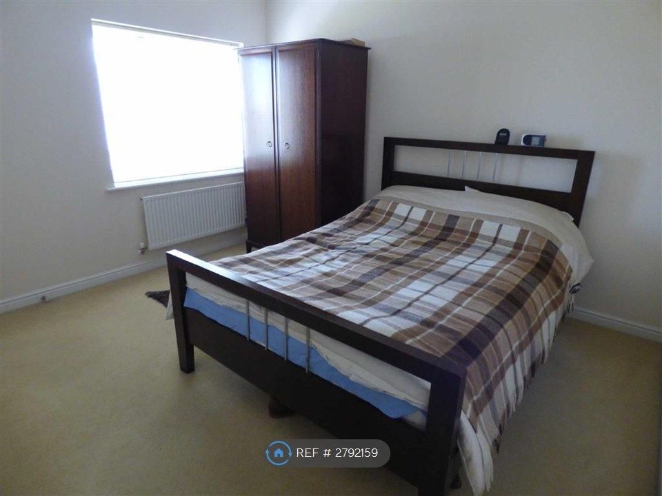 Property photo 3 of 8