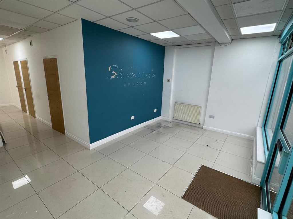 Property photo 2 of 12 Img-20251114-Wa0000.Jpg