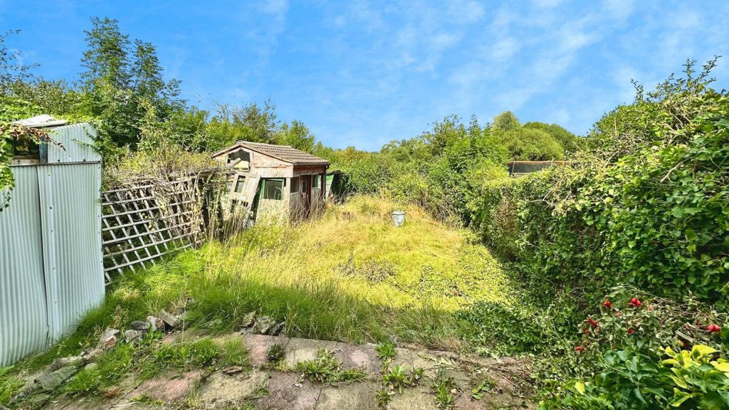 Property photo 3 of 3 Picture No. 03