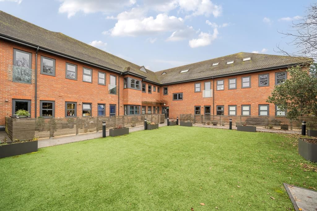 Property photo 2 of 10 Garden Shot