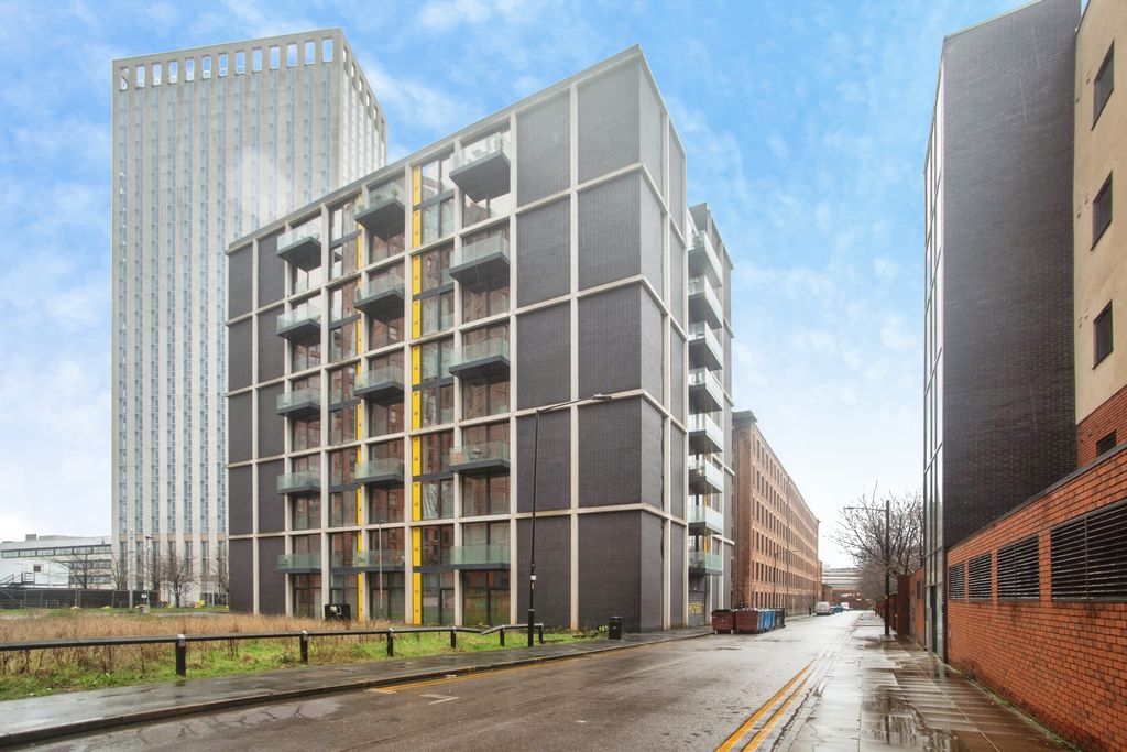 Property photo 1 of 14 Front