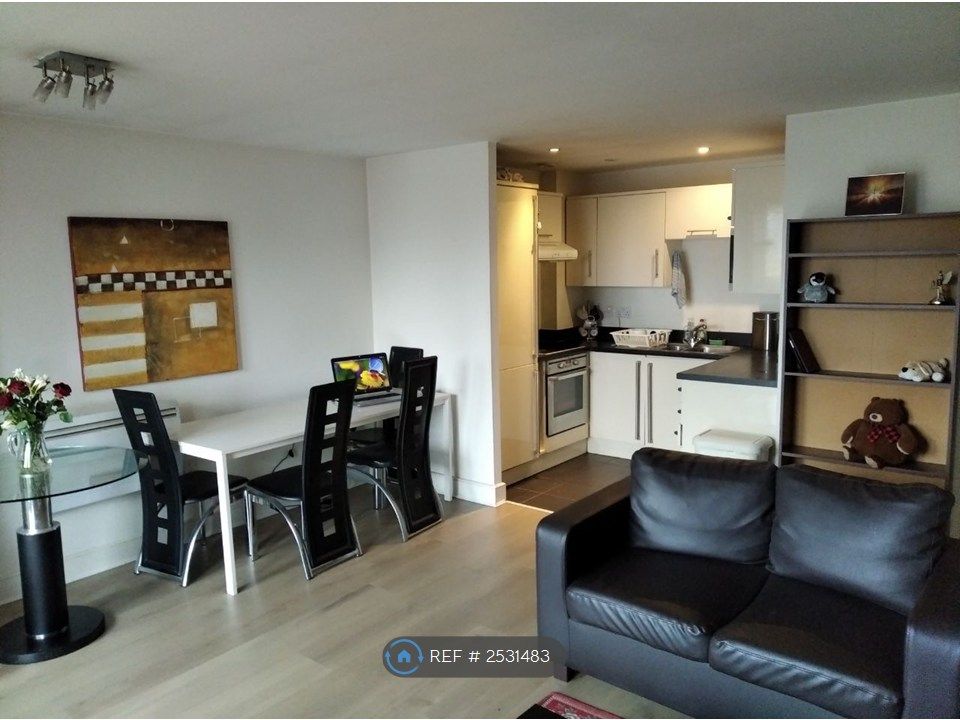 Property photo 3 of 15 Open Plan Lounge &amp; Kitchen