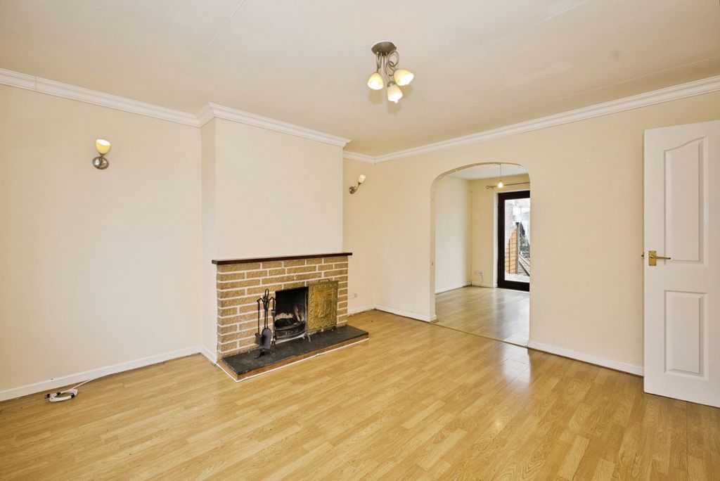 Property photo 2 of 18 Pbox-Img.Jpg