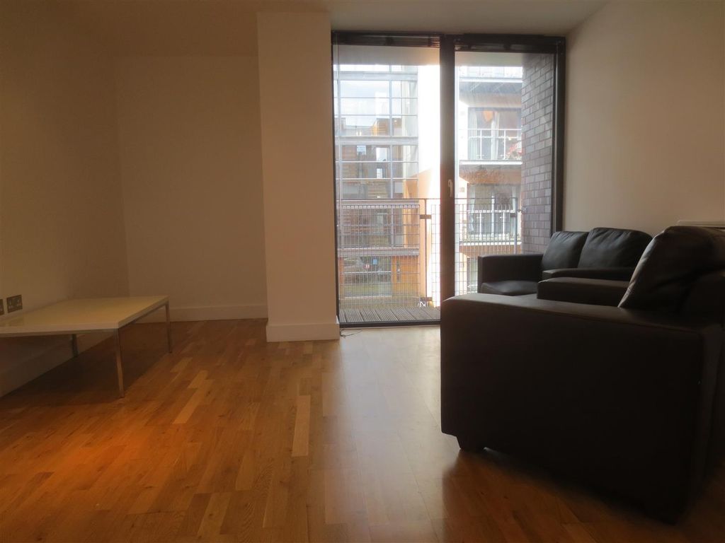 Property photo 2 of 7 Living Room 2