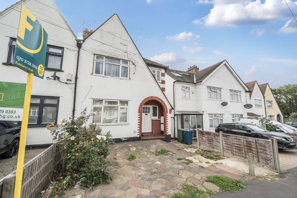 Property photo 1 of 9