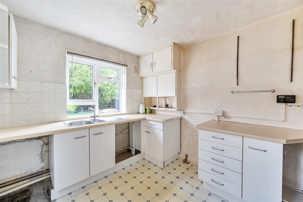 Property photo 2 of 16 1459973-6-6A05c1Bb07Fef.Jpg