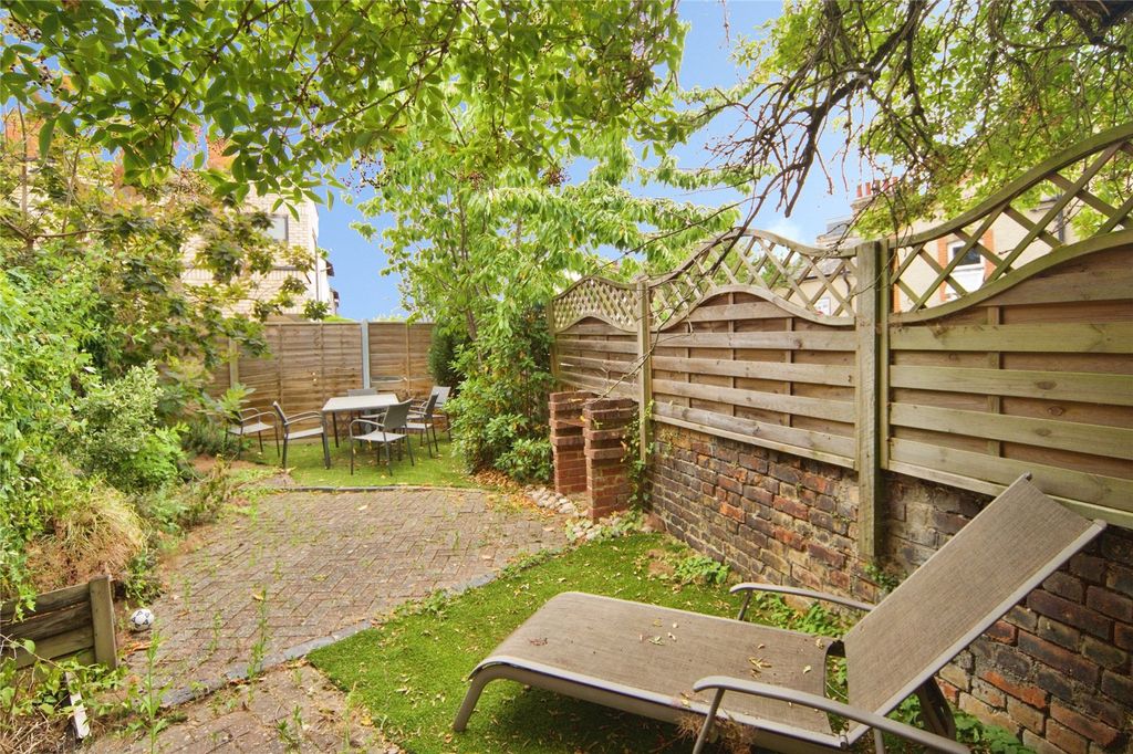 Property photo 2 of 20 Picture No. 36