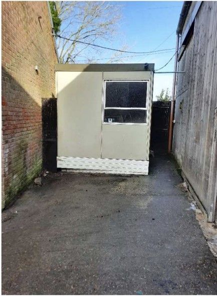 Property photo 2 of 3
