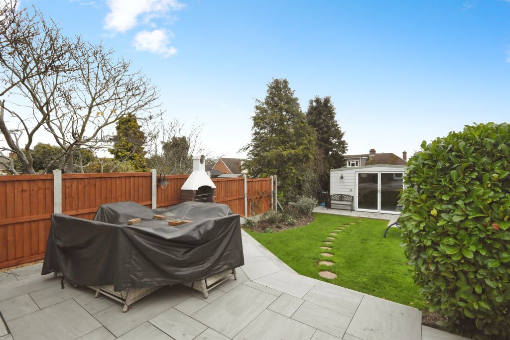 Property photo 3 of 21