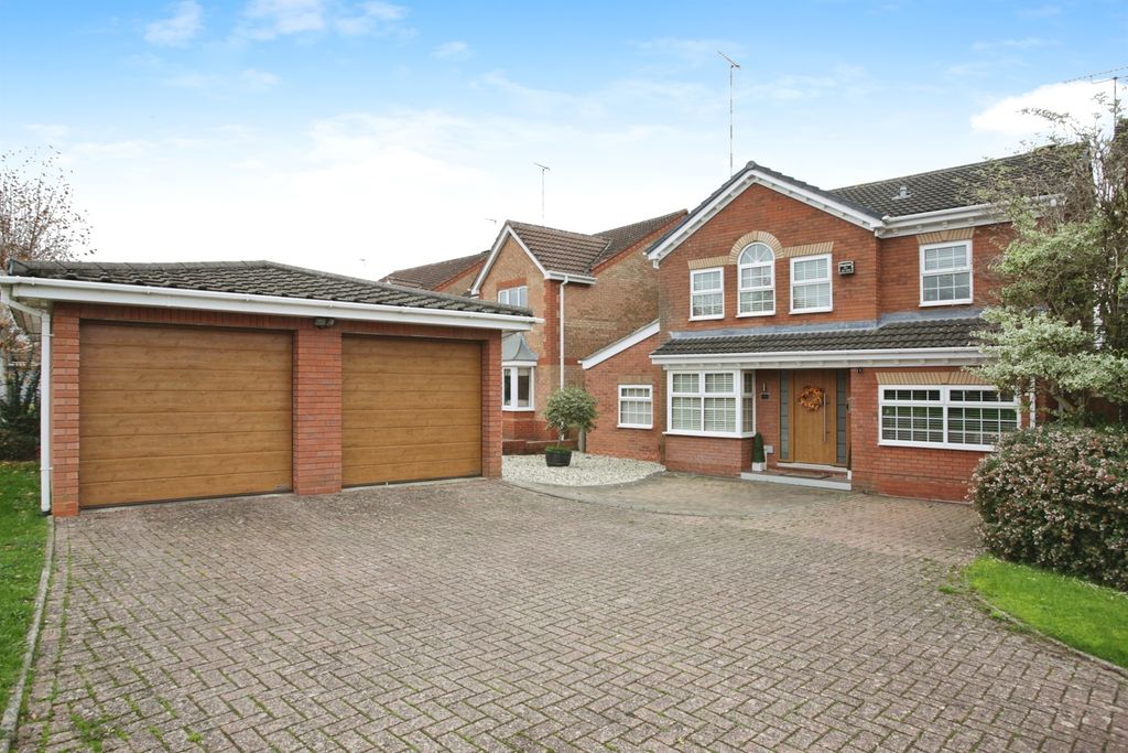 Property photo 3 of 24
