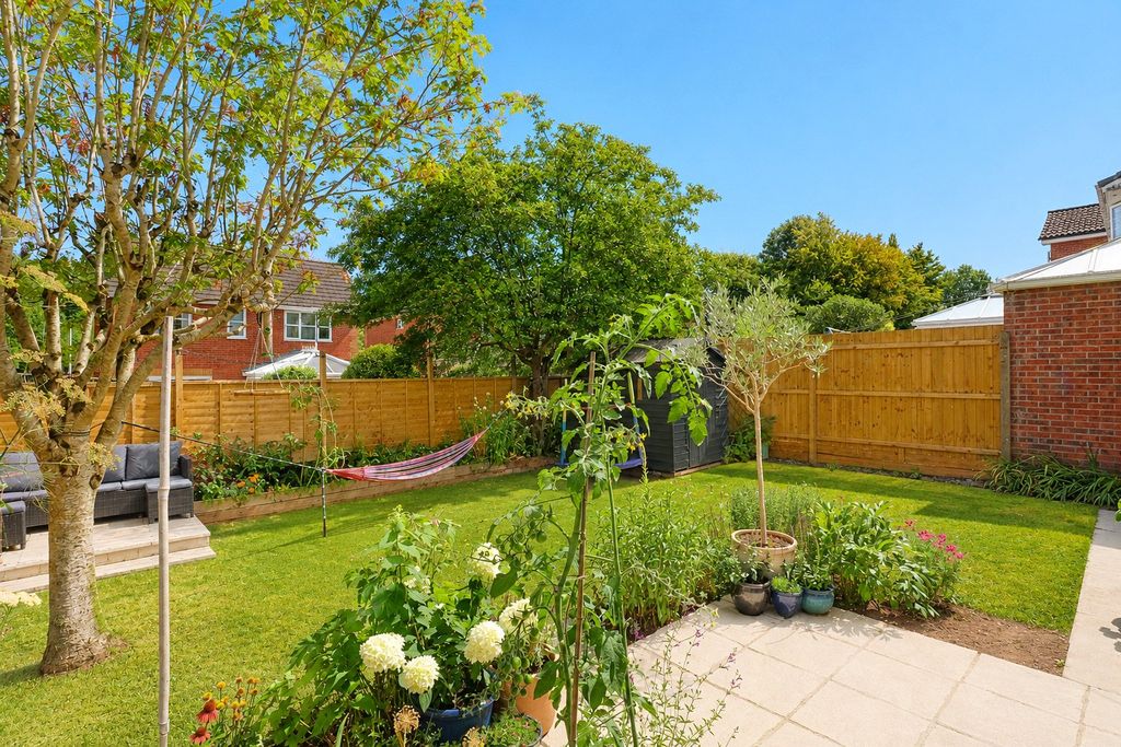 Property photo 2 of 19 2 - Picture No. 16