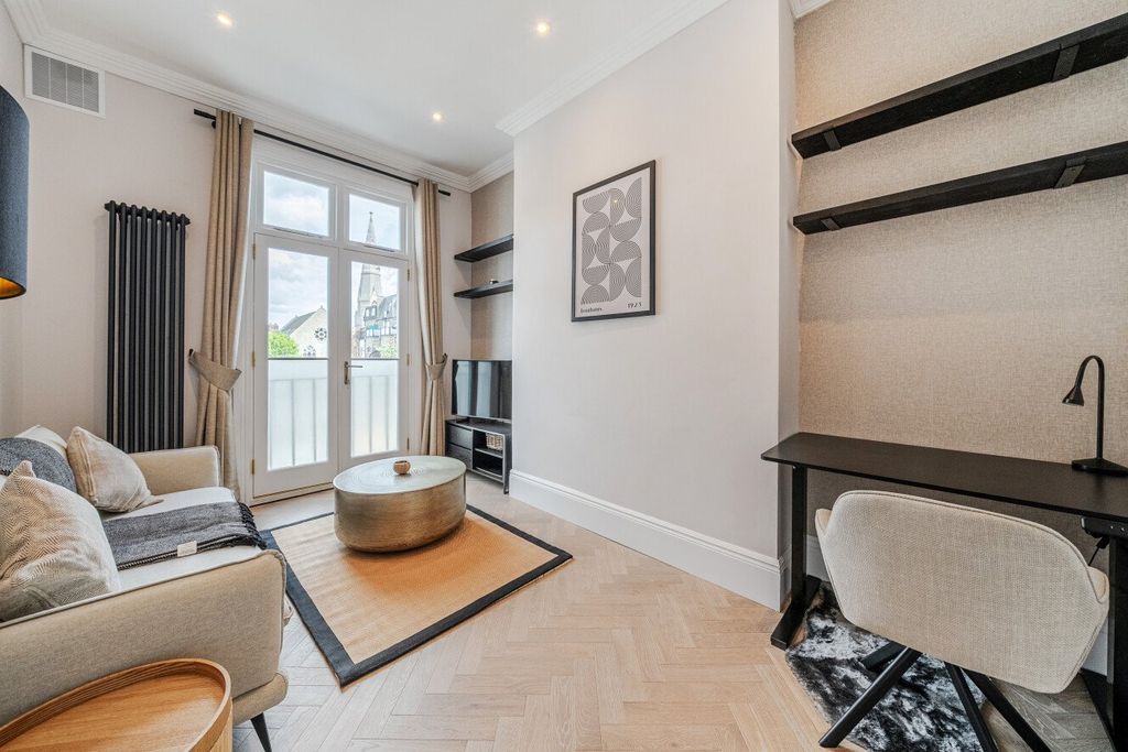 Property photo 1 of 11 Picture No. 12