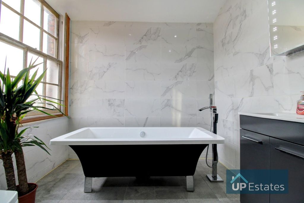Additional image 16 of 4 bed town house for saleAbingdon House, Grove Street, Leamington Spa CV32