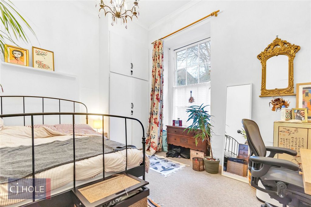 Property photo 3 of 15 Picture No. 13