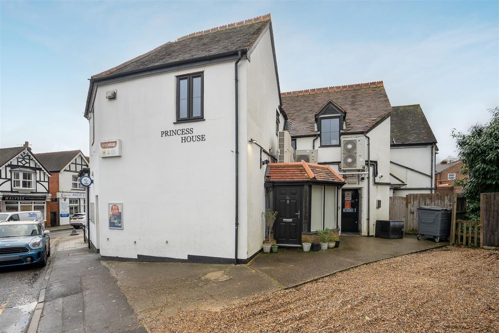 Property photo 1 of 7