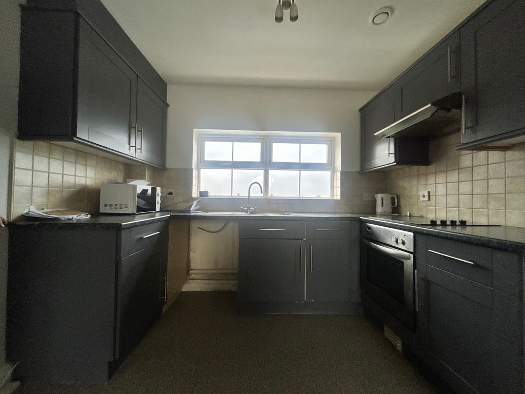 Property photo 3 of 5 Image