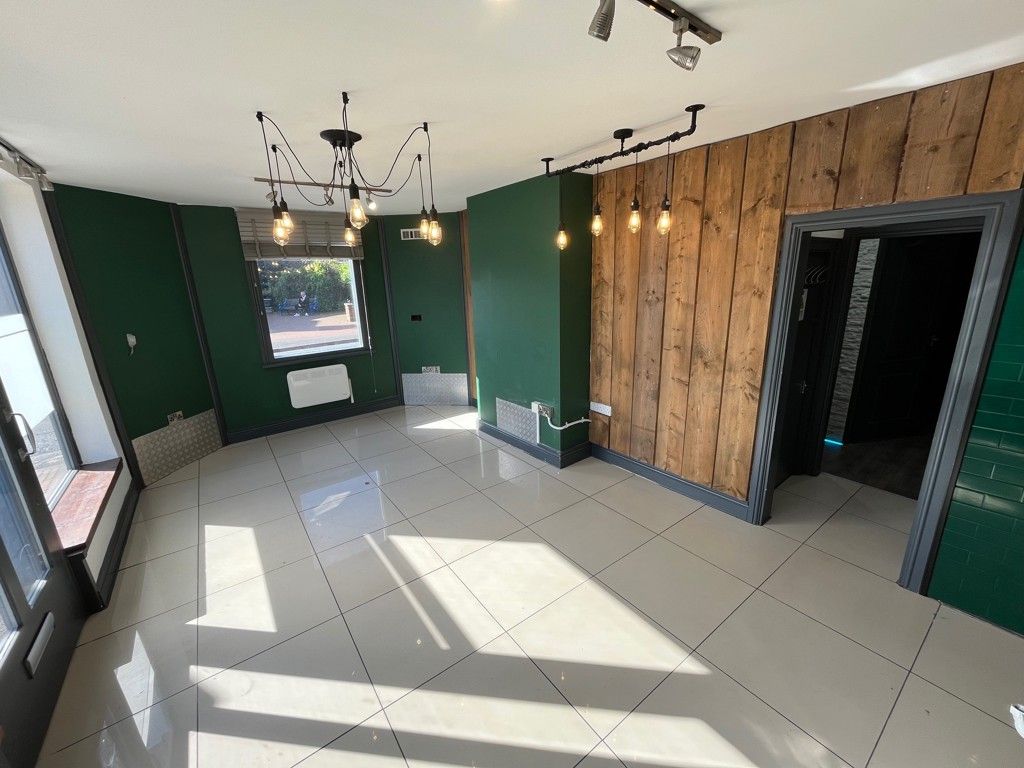 Property photo 3 of 4 Photo 5