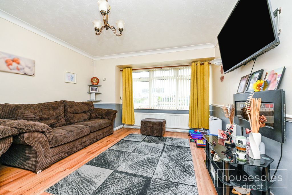 Property photo 3 of 22