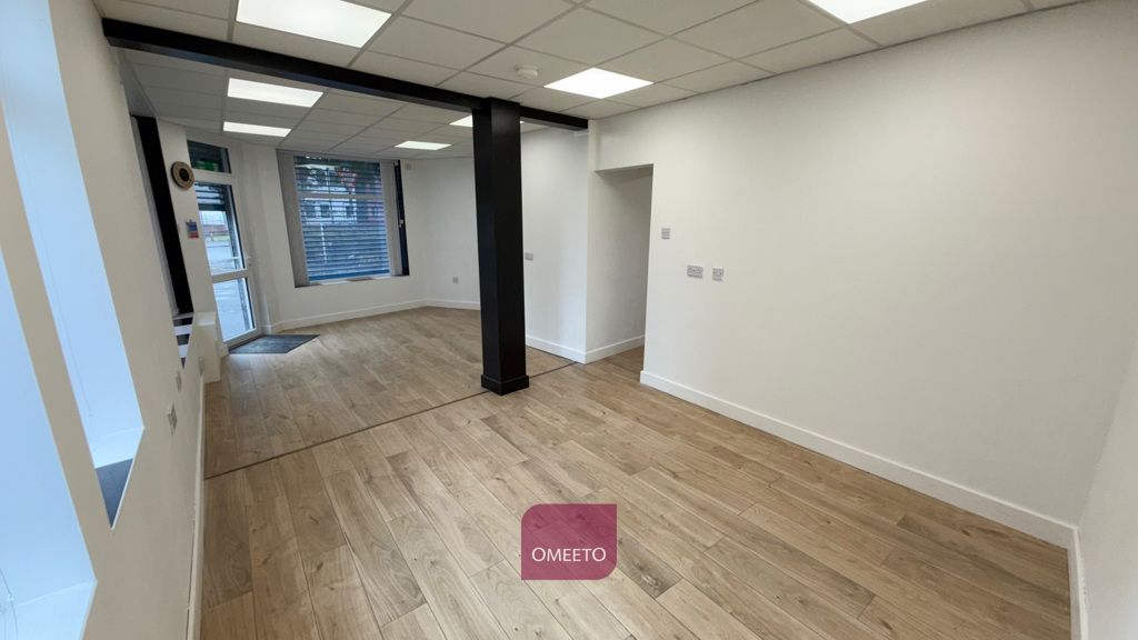 Property photo 2 of 8 Shop To Let