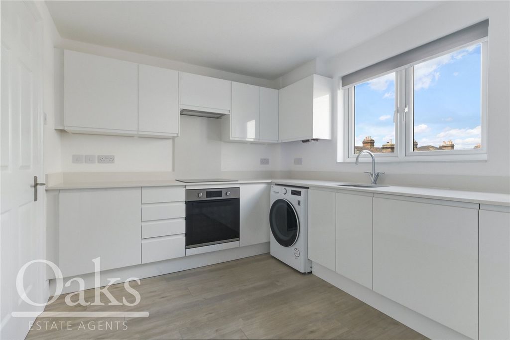Property photo 3 of 12 Picture No. 04