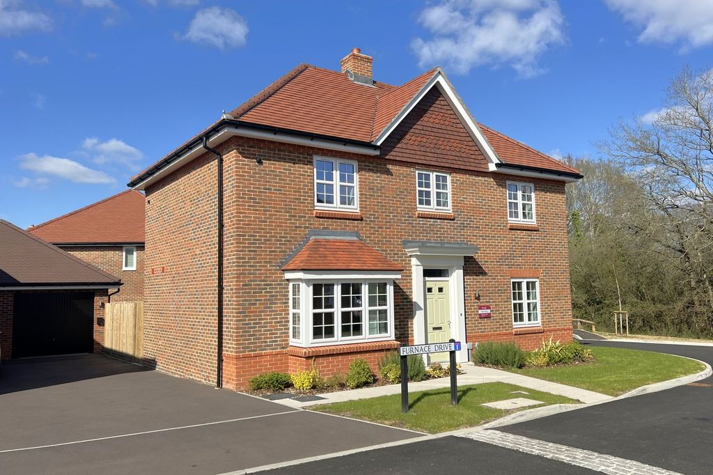 Property photo 1 of 13