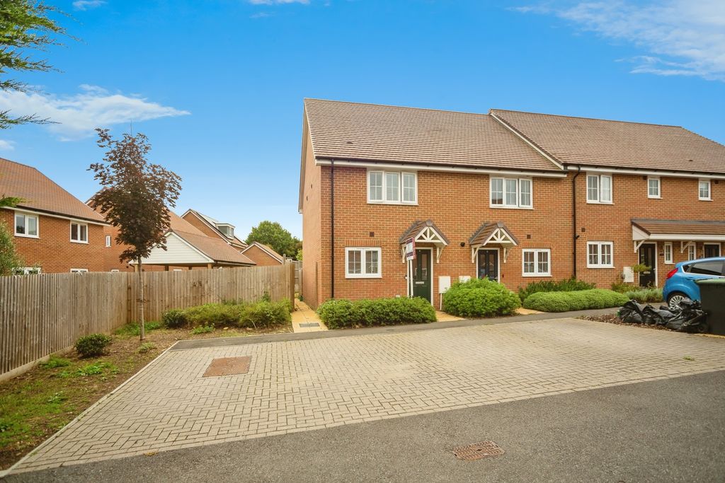 Property photo 2 of 18 Photo