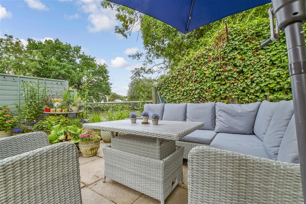 Property photo 2 of 18 Patio / Decking