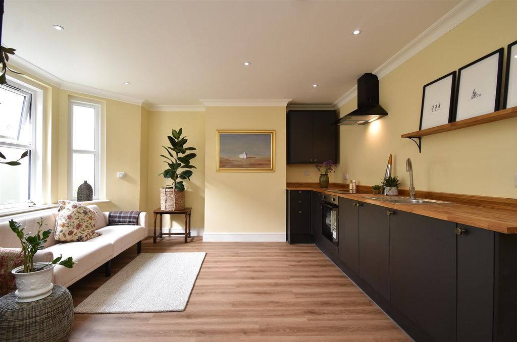 Property photo 2 of 15 Open Plan Living