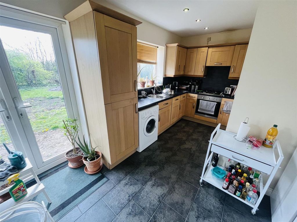 Property photo 3 of 9 Img_1811.Jpeg