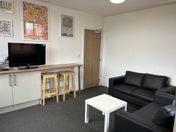 Property photo 1 of 19 Img_0554