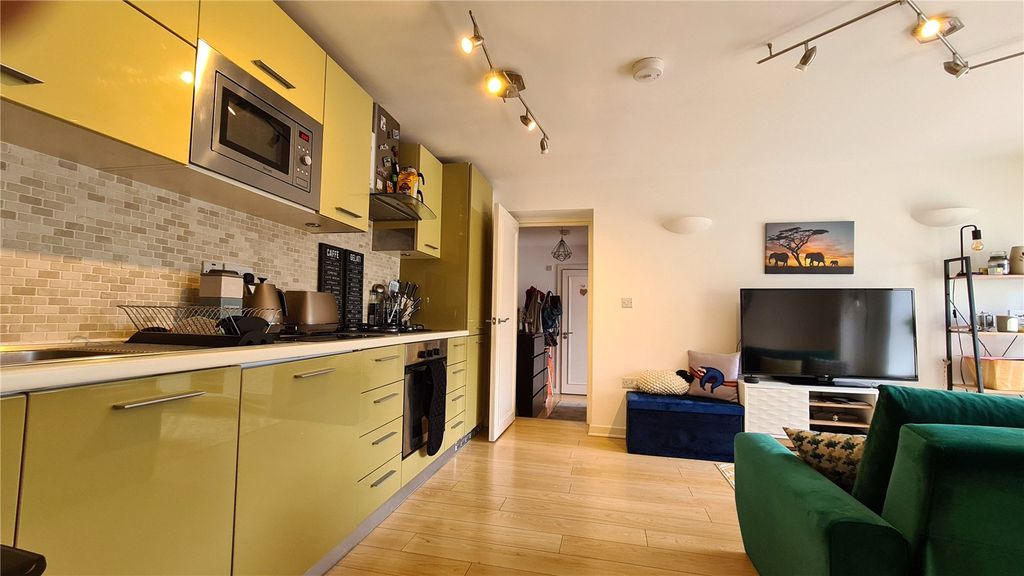 Property photo 3 of 8 Picture No. 08