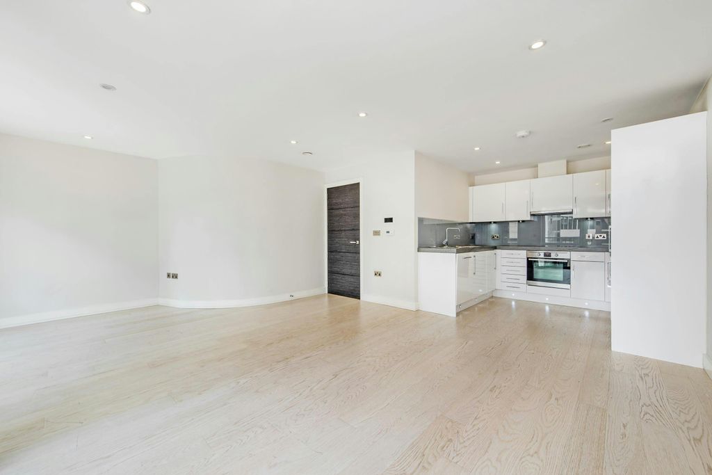 Property photo 1 of 12 Open Plan Kitchen/Reception Room