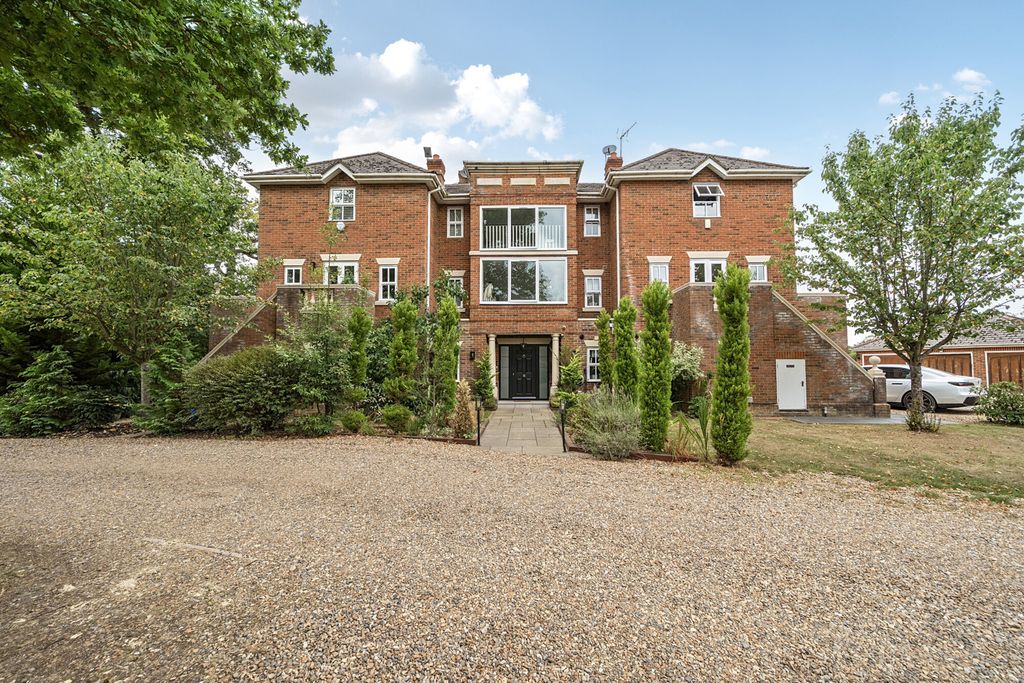 Property photo 1 of 22 1341576-3-68A4889...