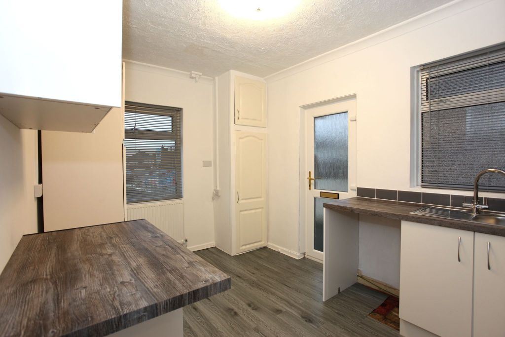 Property photo 3 of 21 Img_1310