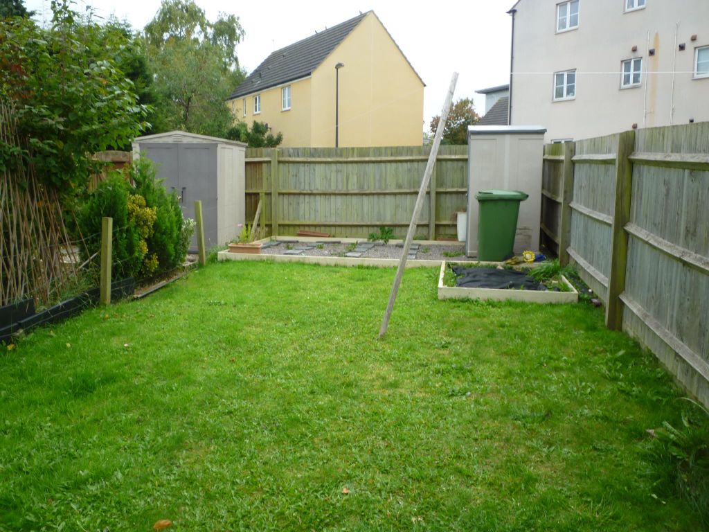 Property photo 2 of 10 Garden