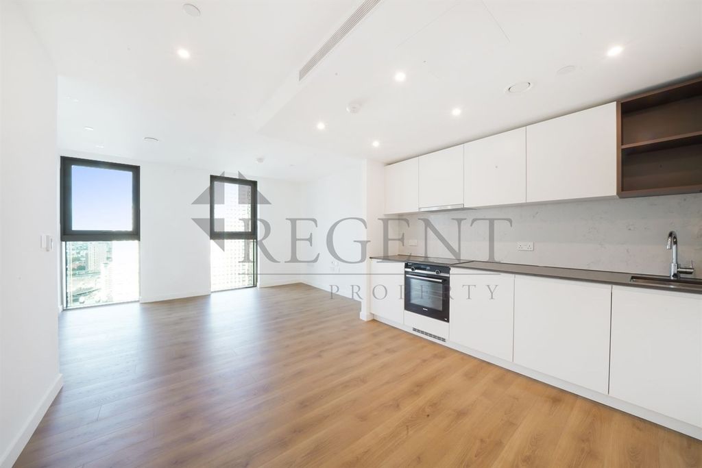 Property photo 1 of 17 (Main)