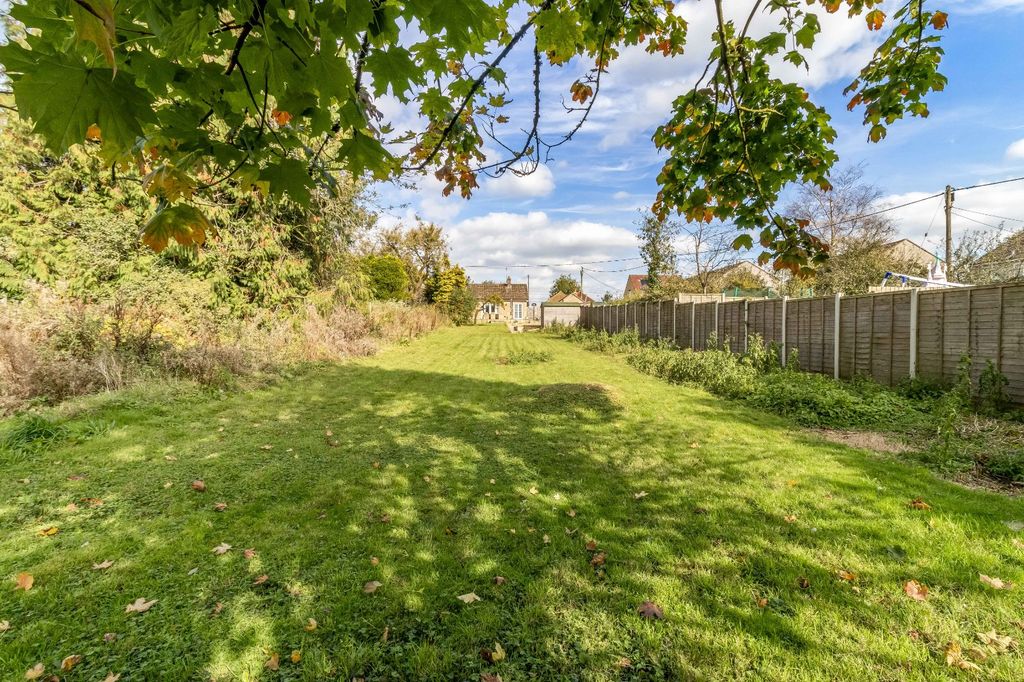 Property photo 2 of 23 Rear Garden