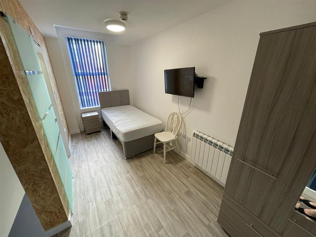 Property photo 2 of 6 13 J 1.Jpg