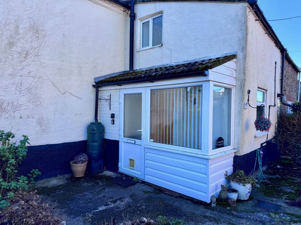 Property photo 3 of 22