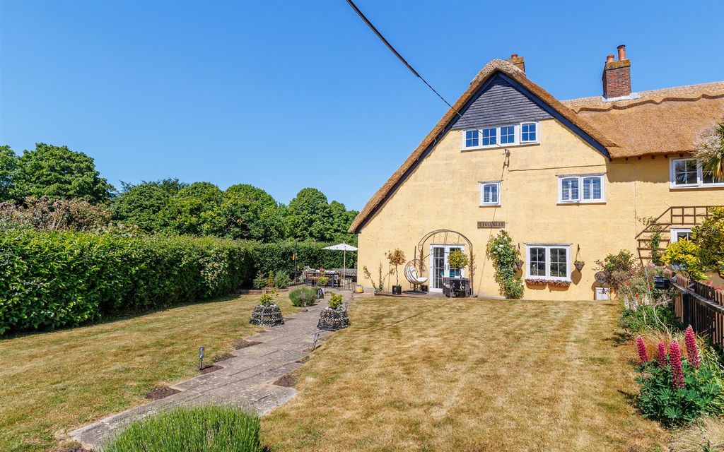Property photo 3 of 43