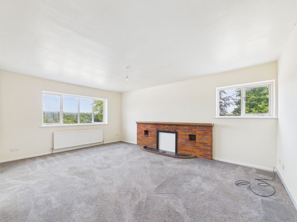 Property photo 2 of 15 Cam01984G0-Pr0637-Still011