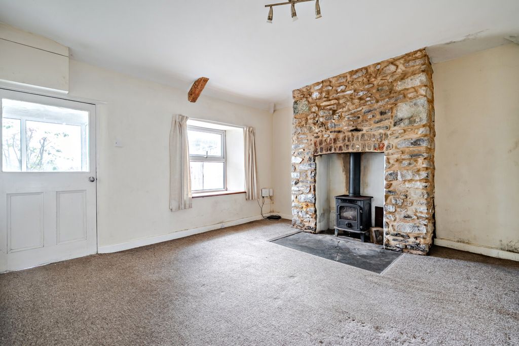 Property photo 2 of 12 1513885-18-1A0440...