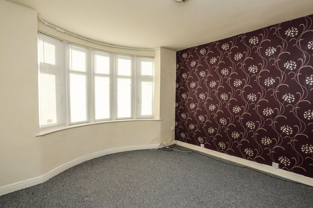 Property photo 3 of 14 Picture No. 16