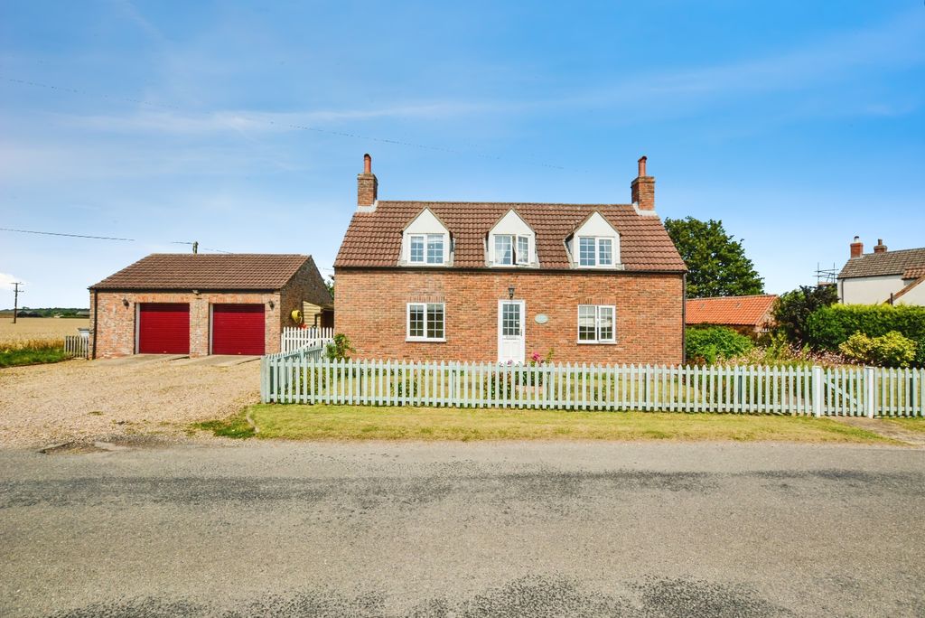 Property photo 1 of 20